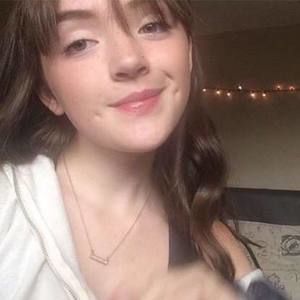 Meet your Posher, Bella